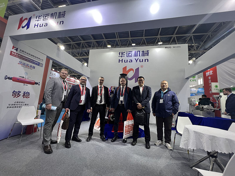 華運機械高效出貨，助力歐洲客戶海上油泥輸送作業?